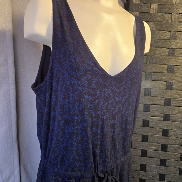 Blue Patterned‎ Sleeveless Romper - Size medium - Picture 2 of 4